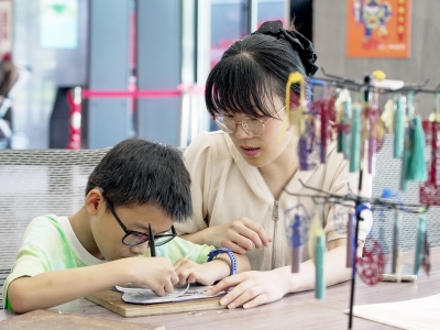 老技艺 让孩童感受文化美