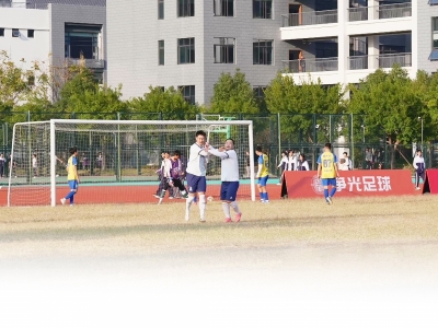 绿茵竞逐锋芒 乐超八强亮剑