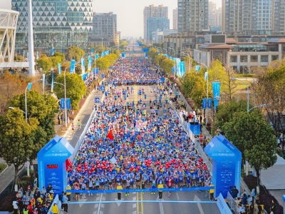 “乐马”报名 人数超万 年龄最大选手达80岁