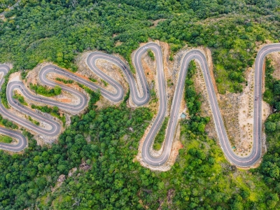 《飞驰人生3》拍摄地清江九龙山 10天迎客3万人次