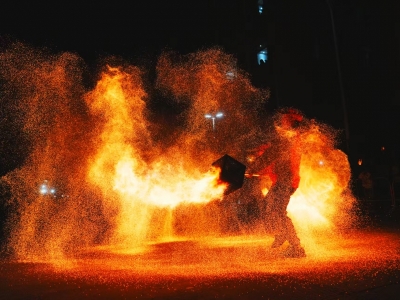 湖雾非遗巡游焕彩闹新春 吸引近万游客观赏