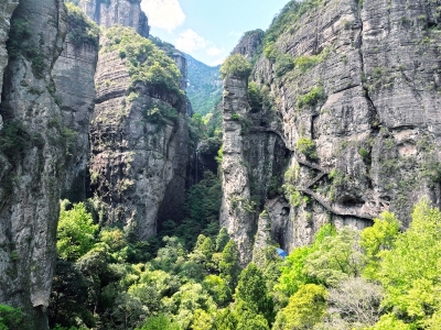 岩为衣 云作路 雁荡山隐形电梯将投用