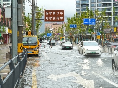 腾库容 疏管网 筑牢防汛安全防线
