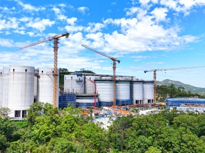 攻坚三季度 项目建设忙